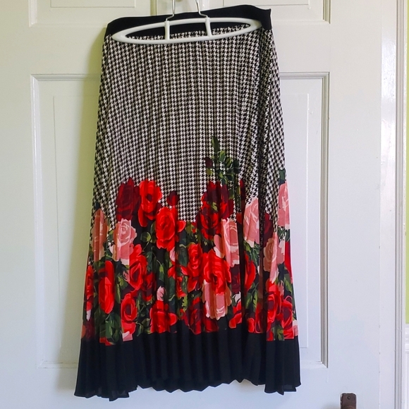 EUC NY & Co skirt - Picture 1 of 8